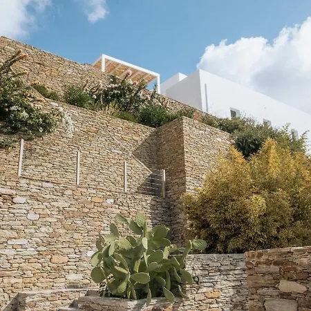 Апартаменты Theros 1